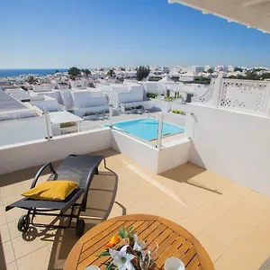 https://flower-beach-suite-26.in-canary-islands.com